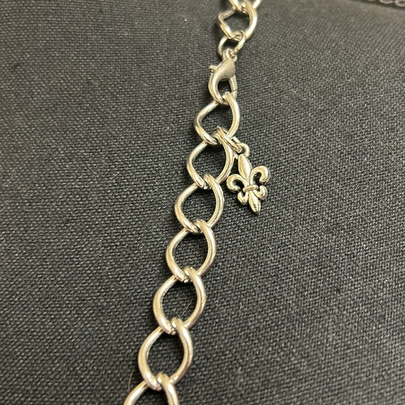 Necklace Handmade Silver Joy accent piece with wings and a silver cross - Picture 8 of 8